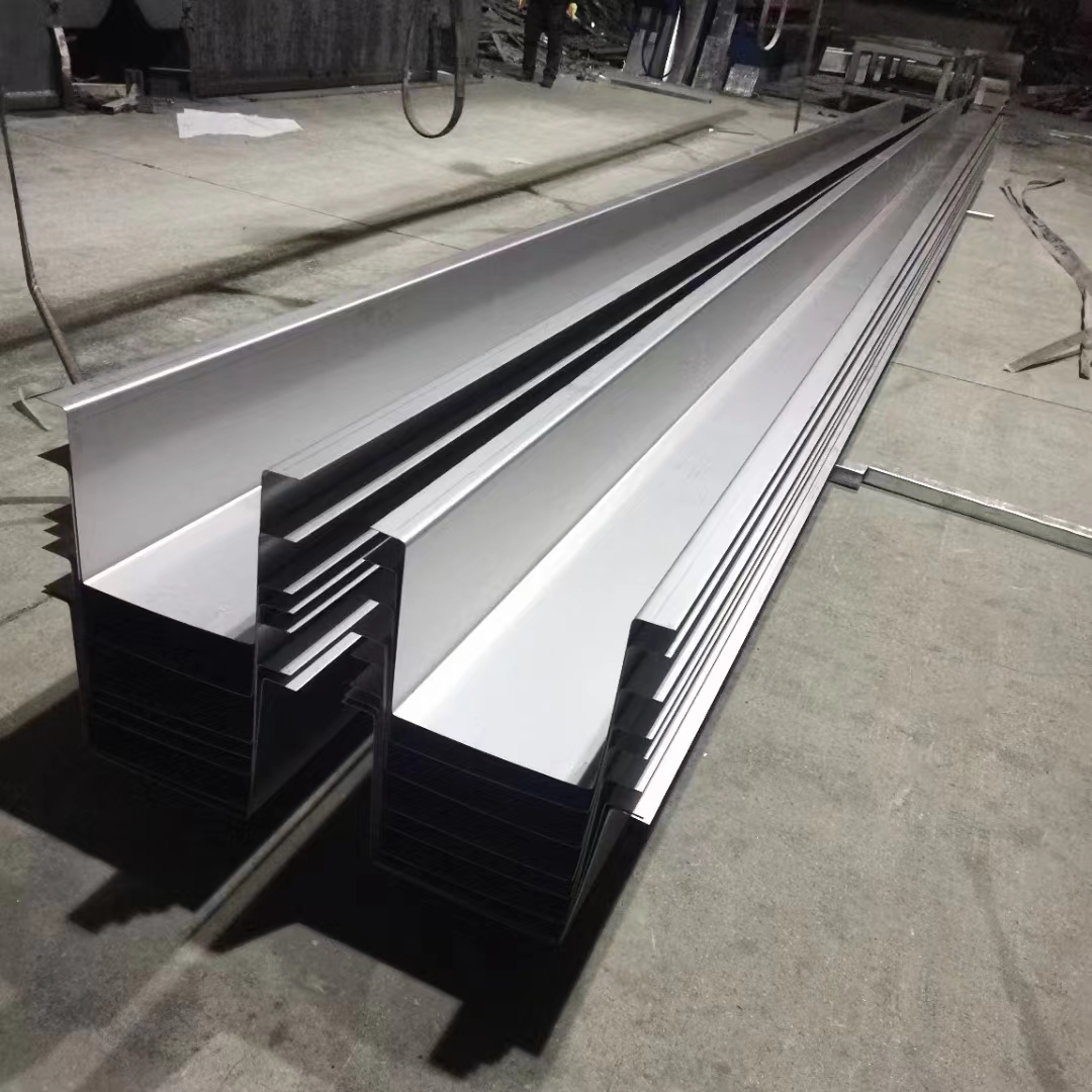 Customization Aluminum Water Drainage Gutter Cover Roof Rain Gutter Guard perforated metal