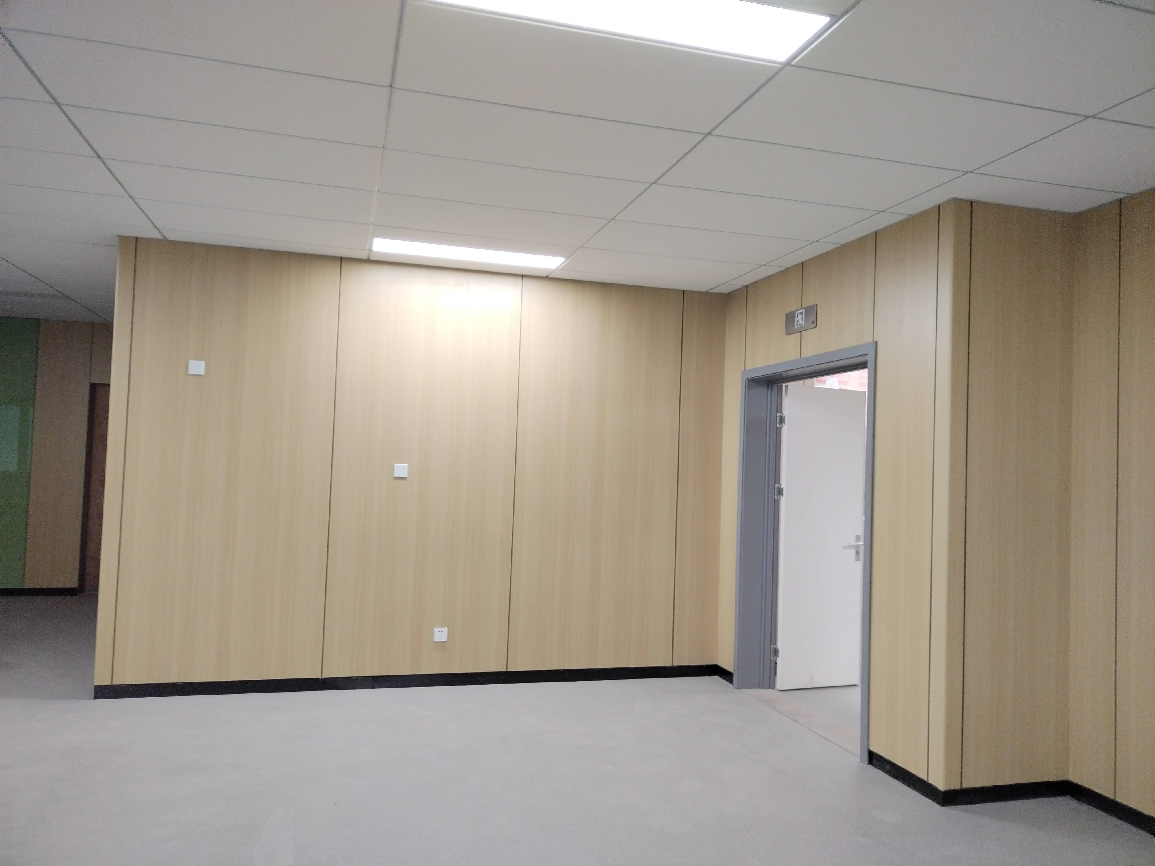 Inorganic pre-coated board is quick and beautiful to install, fire resistance can reach Class A, environmentally friendly and tasteless, and has a variety of colors to choose from.